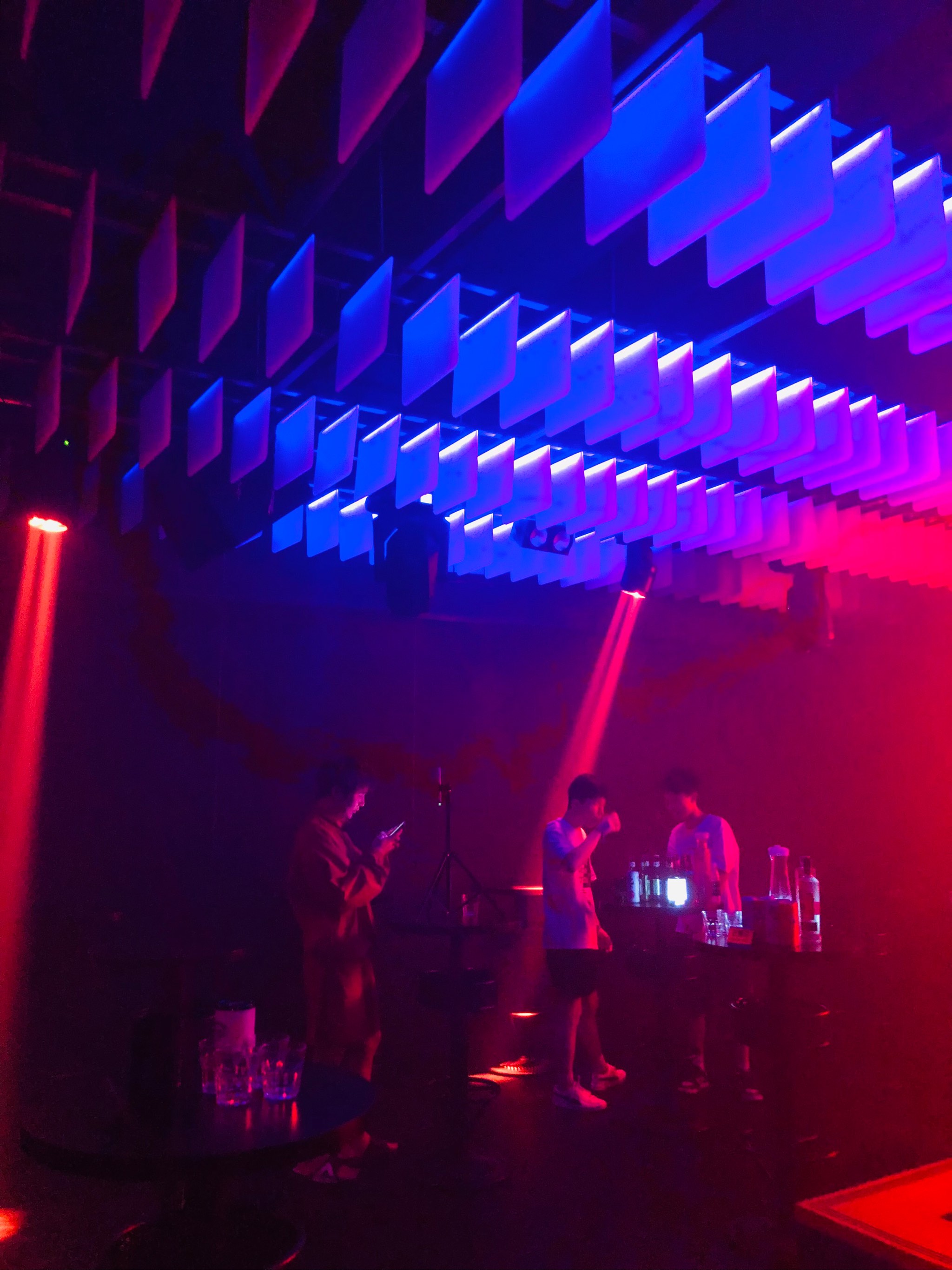 宁波商务KTV订房指南-慈溪市ktv预订